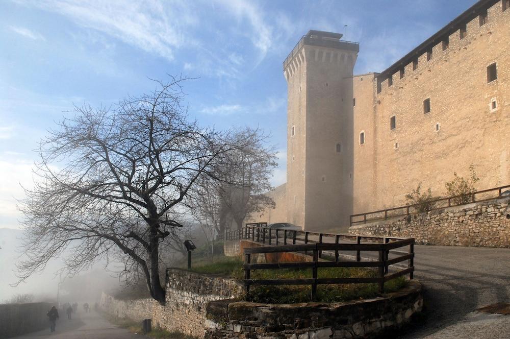 Hotel Athena Spoleto Dış mekan fotoğraf