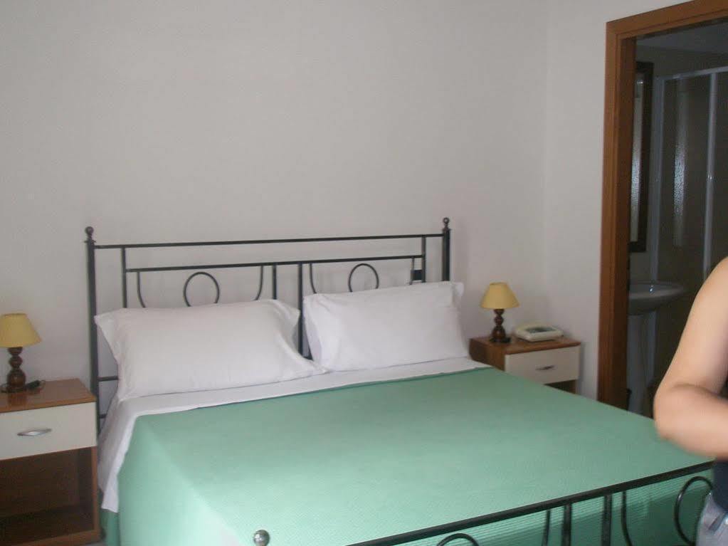 Hotel Athena Spoleto Dış mekan fotoğraf