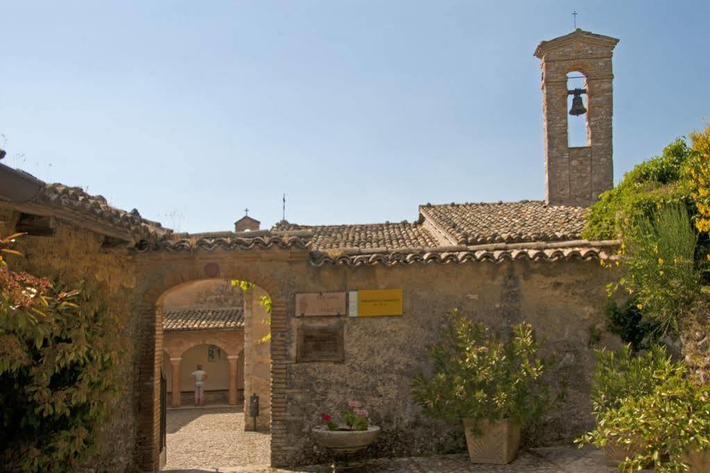 Hotel Athena Spoleto Dış mekan fotoğraf